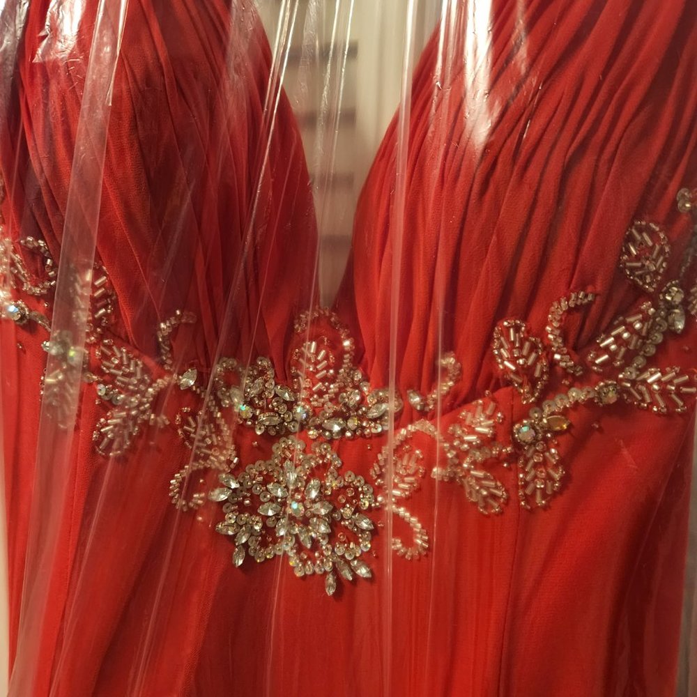 PROM DRESS - Picture 5 of 5